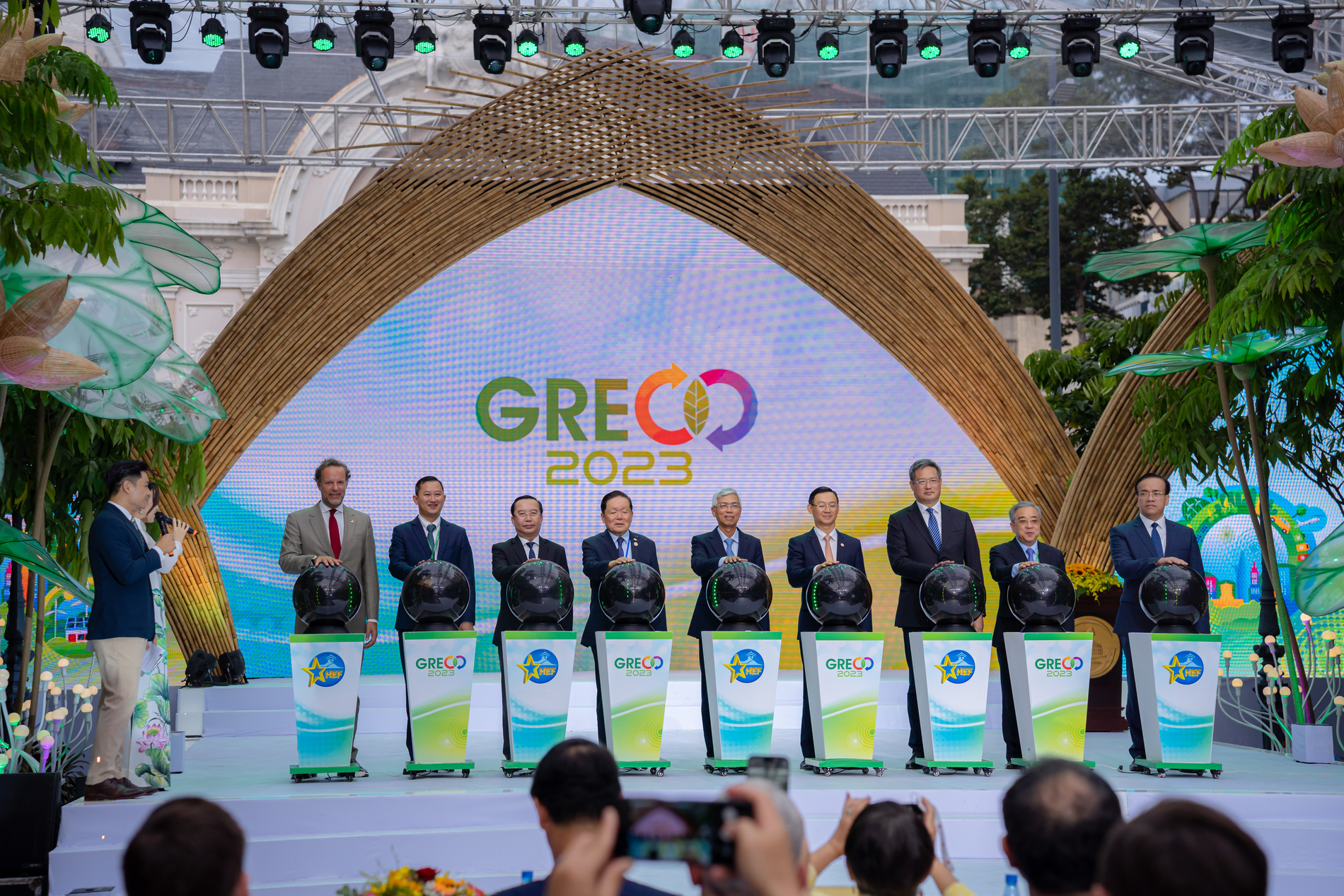 Viglacera tham gia Diễn đàn Kinh tế TP.Hồ Chí Minh với các giải pháp sản phẩm vật liệu xây dựng xanh